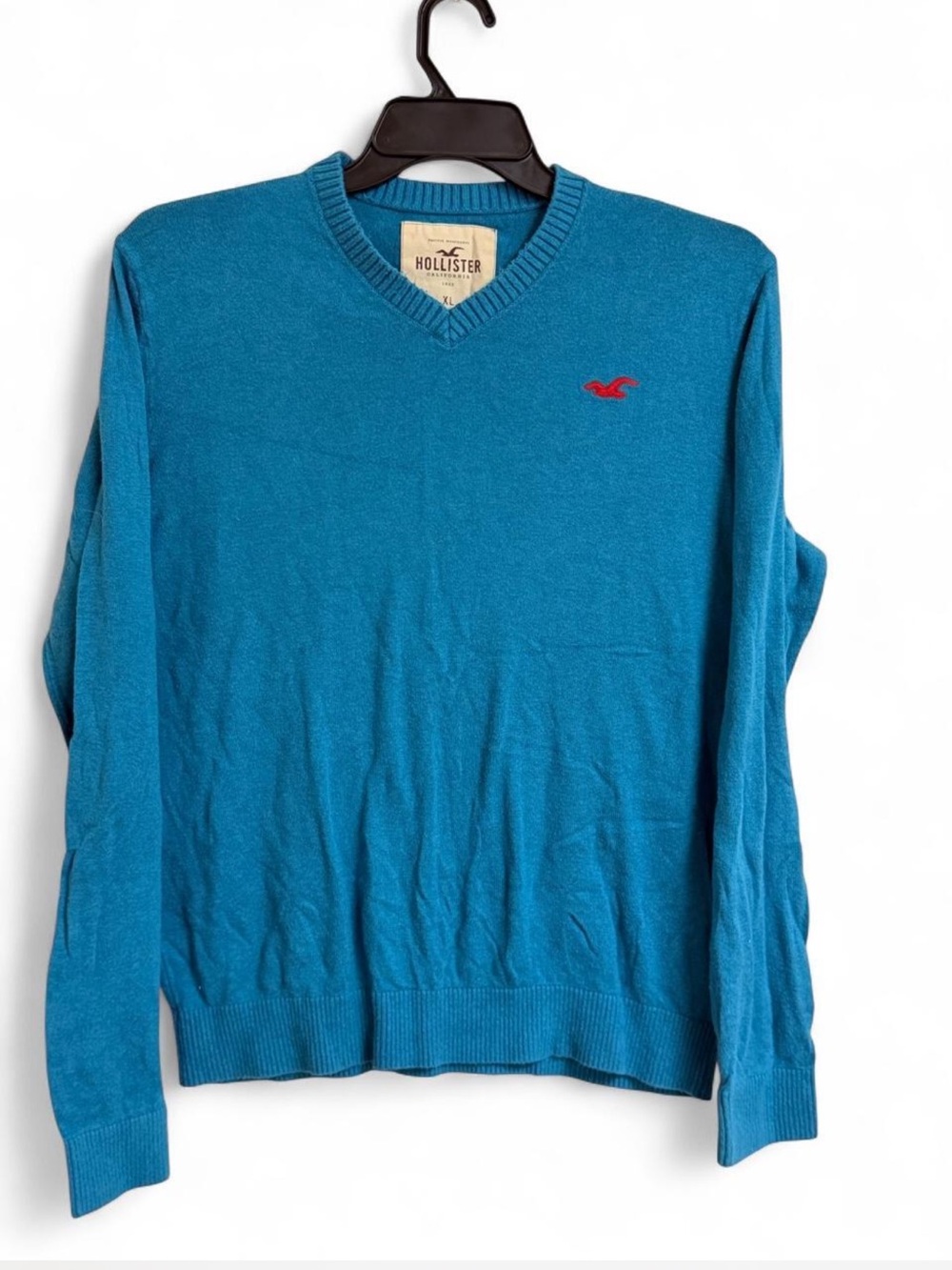 Hollister Men's Teal Blue V-Neck Pullover Sweater with Red Logo